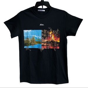 ADVISORY BOARD CRYSTALS  (ABC) SUCH A PRETTY PLANET Black short‎ sleeve T-shirt